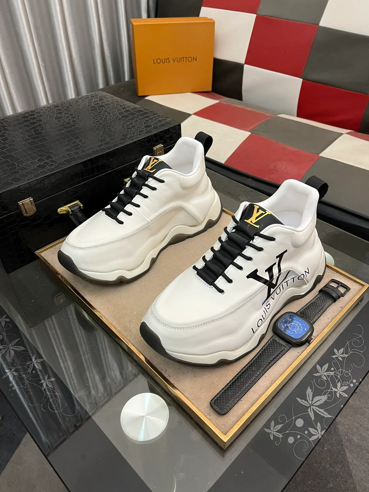 Men's shoes 💰640⌚️⌚️ (GUCCI) Gucci official website men's casual shoes synchronization style, the upper is made of cowhide with imported new brand elements Gucci, showing a good atmosphere, simple design and slip-on style, super versatile, 🐷 leather lining, rubber outsole, size 38-44